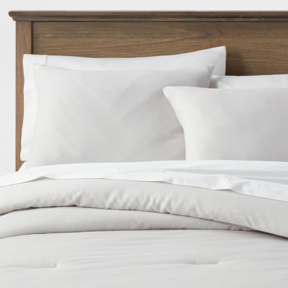 King 250TC Washed Cotton Sateen Bedding Comforter and Sham Set - Light Gray